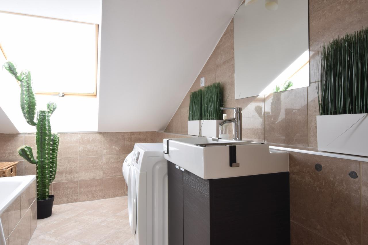 Premium Apartment By Hi5 - Gozsdu Suite Budapest Eksteriør billede